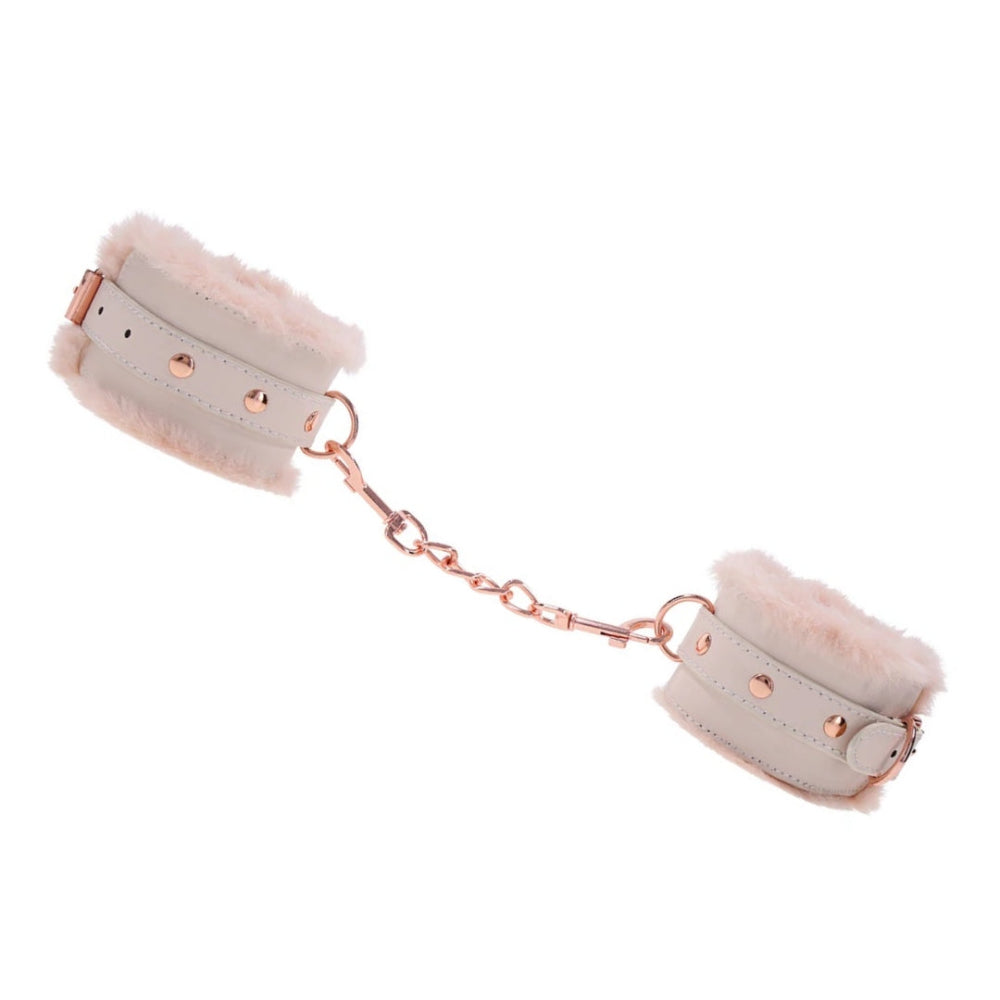 Sex & Mischief Peaches 'n Creame Fur Handcuffs