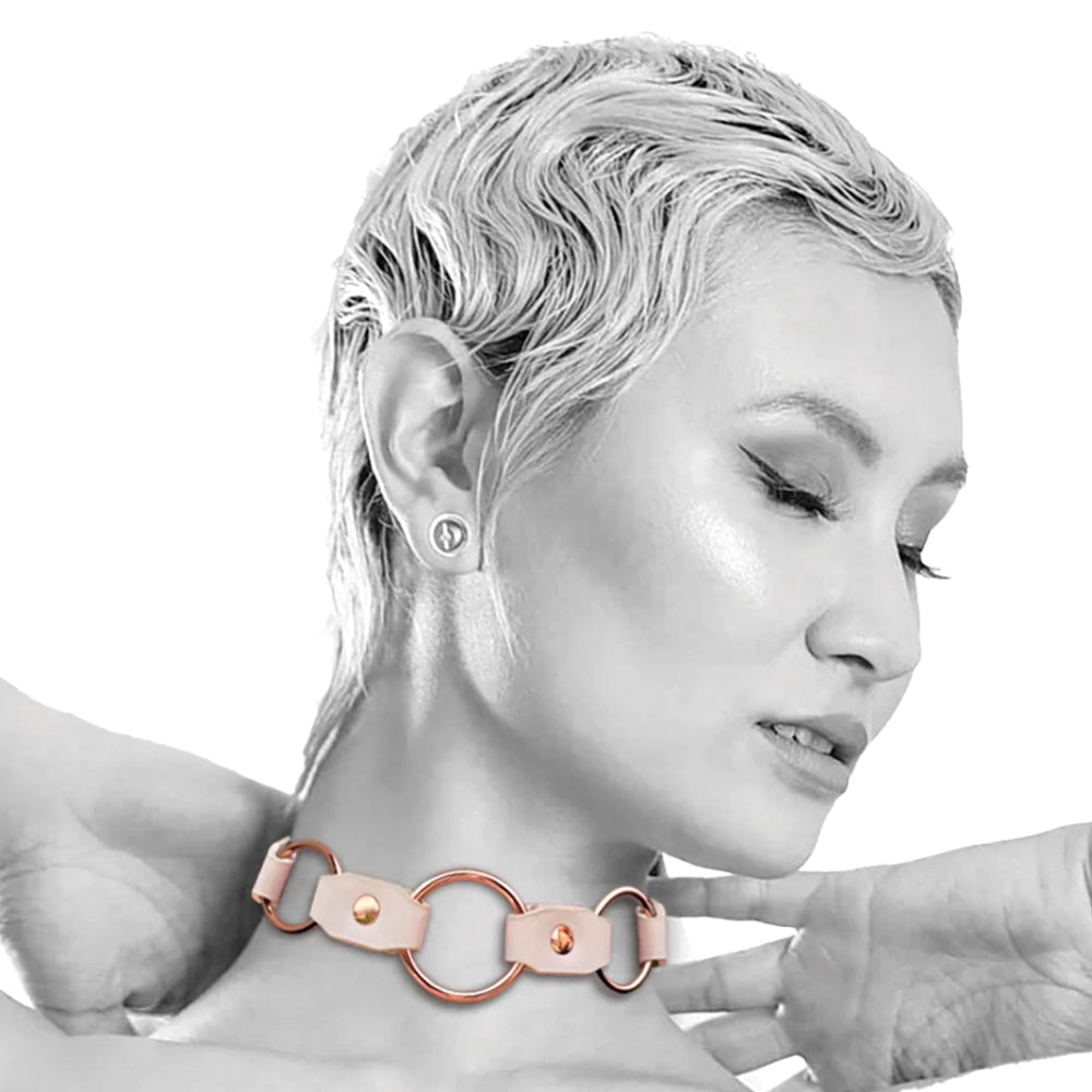 Sex & Mischief Peaches 'n Creame Ring Day Collar